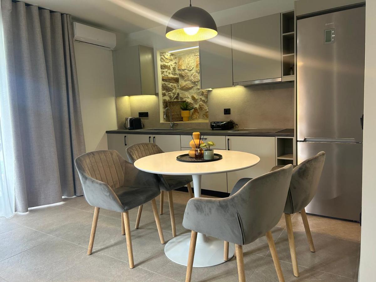 Piedra Luxury Apartments Nafplio Exterior photo